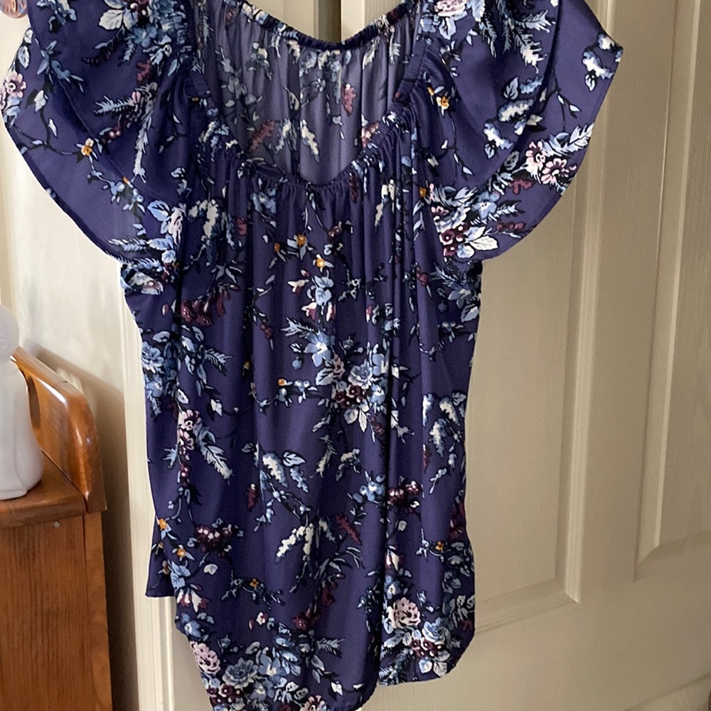 Loft purple print blouse, ruffle sleeve